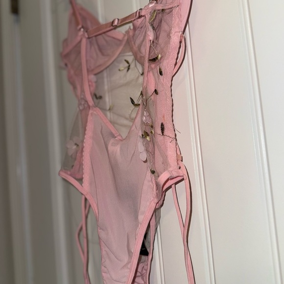 Nasty Gal Pink Sheer Lace Shapewear - Picture 9 of 12